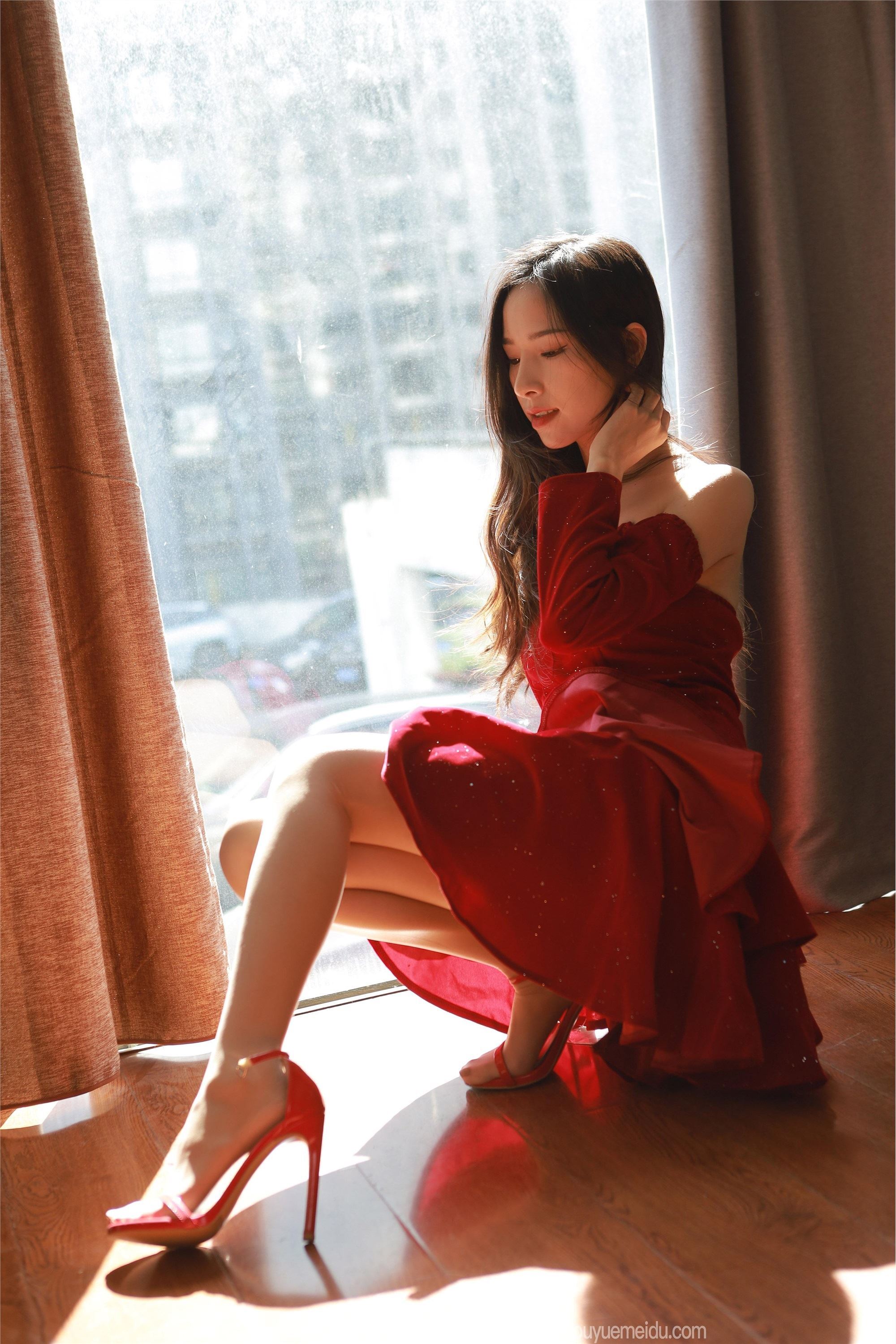 IESS异思趣向  2023.12.27 丝享家 1622 美子《美女阳光浴》